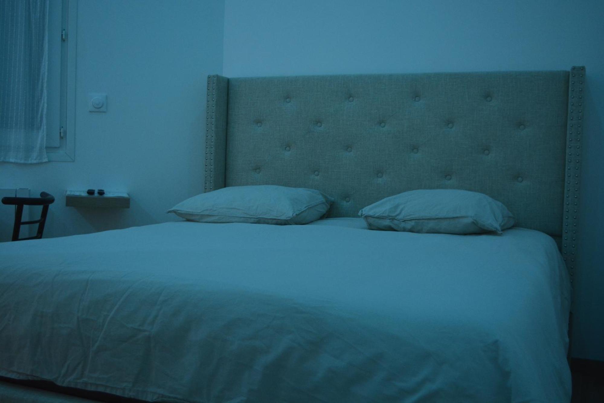 Couette-café Eaux *