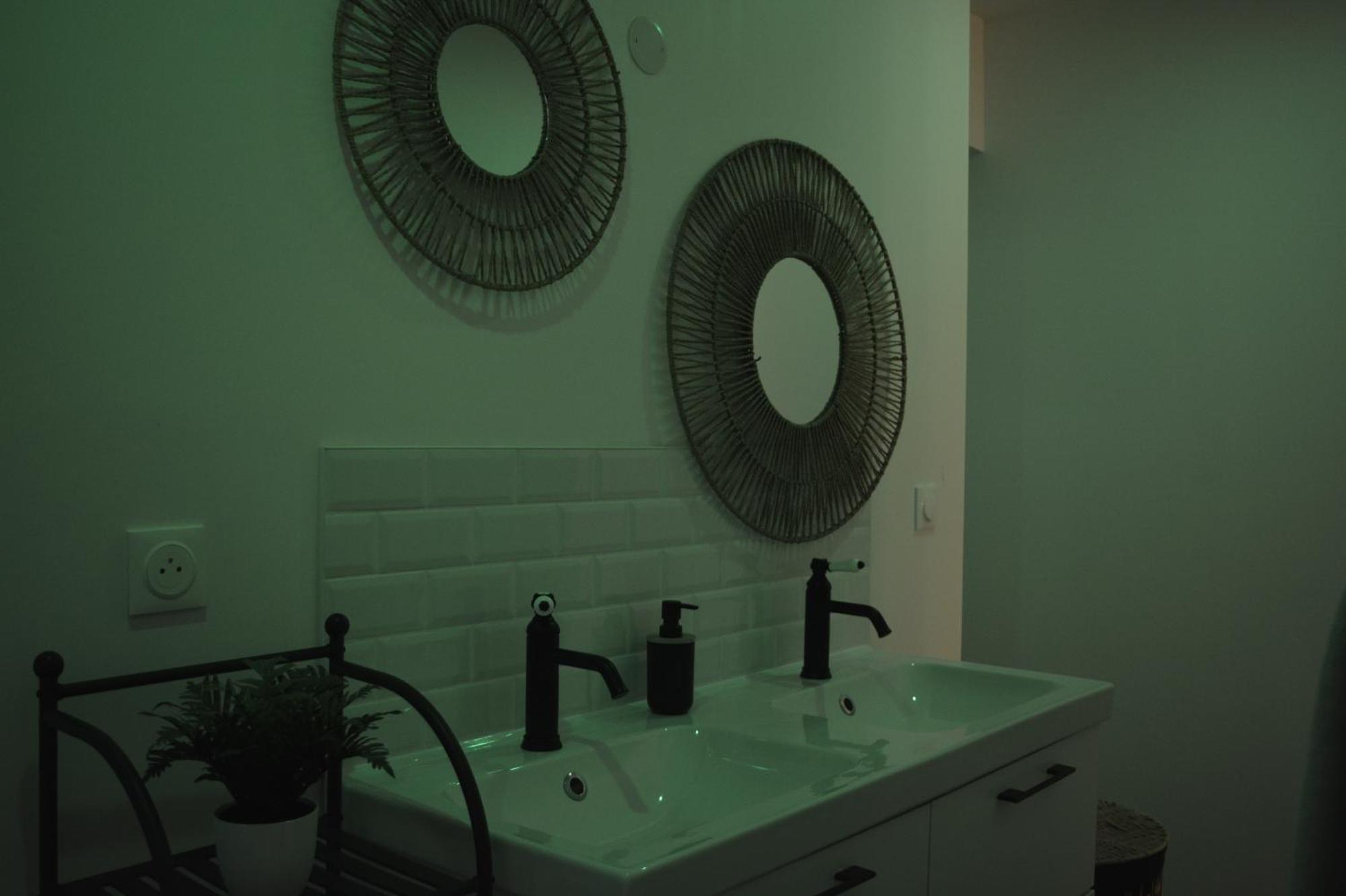 Couette-café Eaux Rouen